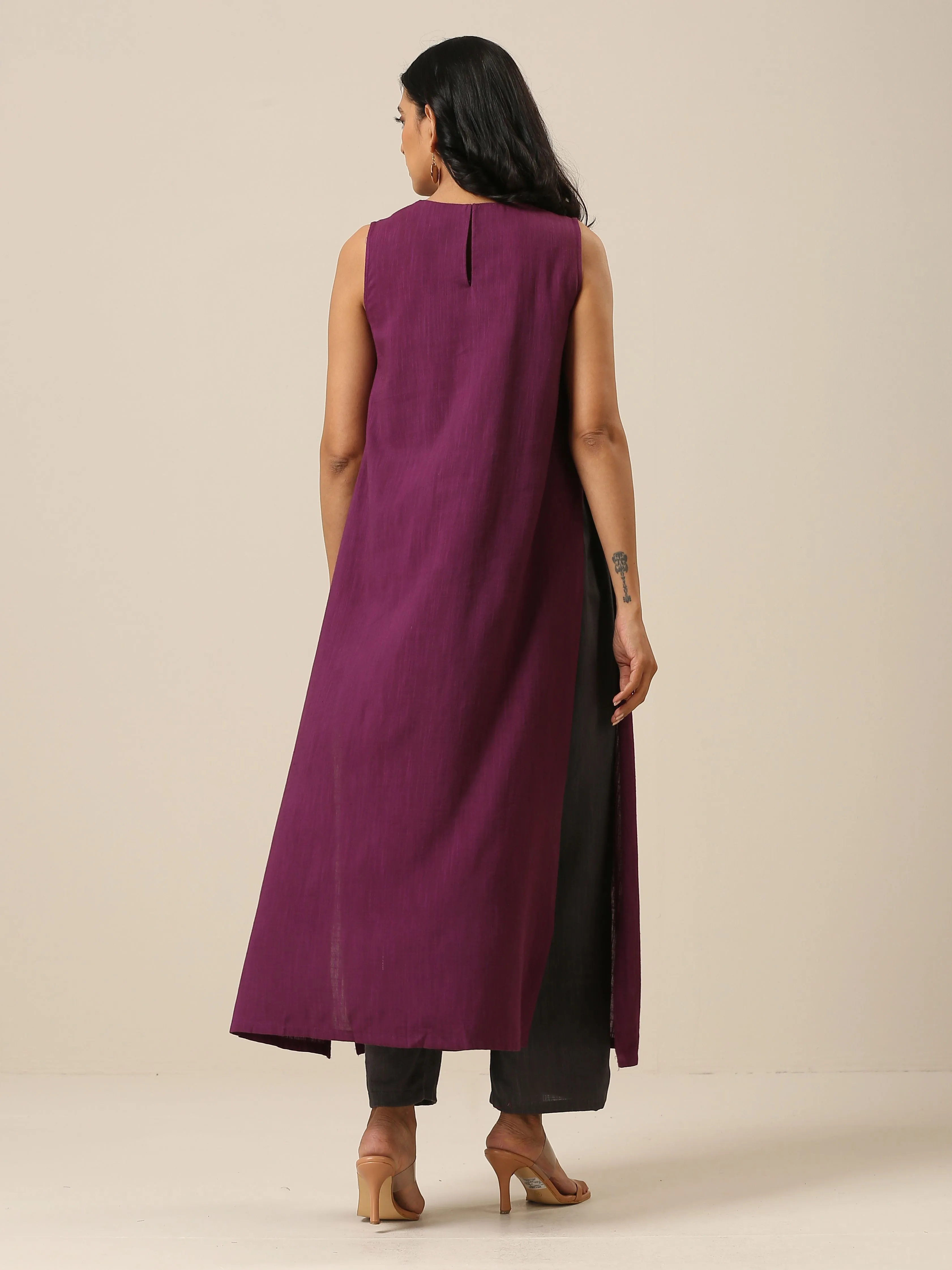 Plum Purple Slub Texture Sleeveless Kurta Pant Set